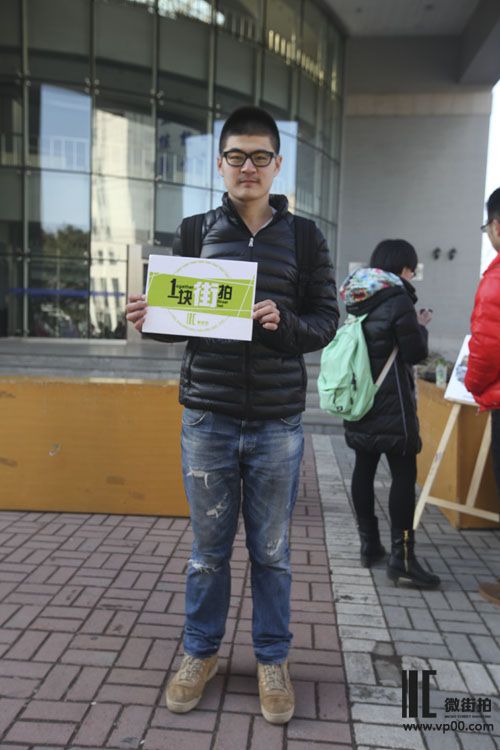 一块街拍 高官正