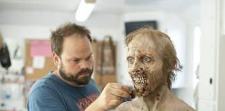 逆天化妆，完全丧尸养成手册