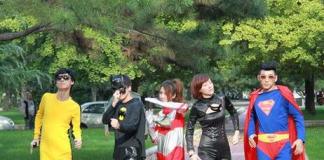 hold住姐助阵搞怪微电影《光明骑士》