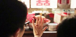 《老魔术师》执子之手 与子偕老