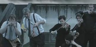 当你的生活是别人安排的仪式《Mr. Foley》