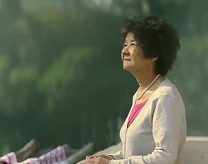 微明星网 微电影 老小孩 母亲