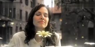 在梦中用爱筑造梦想《世界因爱而生》