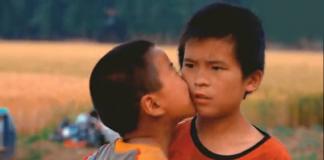 搞基要从娃娃抓起《亲嘴》北京大学生电影节