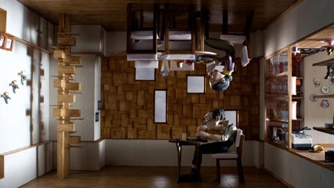 微明星网 短片 微电影 重力 头朝下的生活