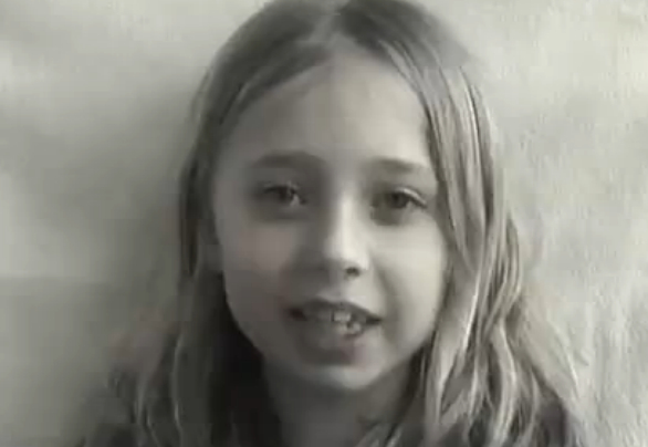 微明星网 自制视频 女儿 礼物