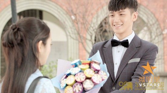 点击打开原图 微明星网 微电影 林依晨 这一刻 爱吧 大仁哥