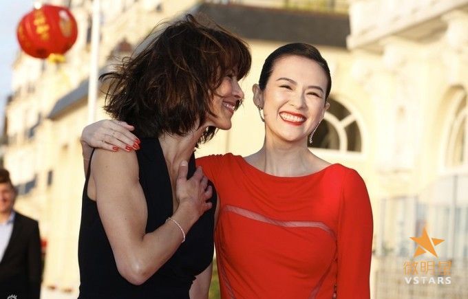 微明星网 章子怡 苏菲·玛索 法国卡布尔电影节 金天鹅奖