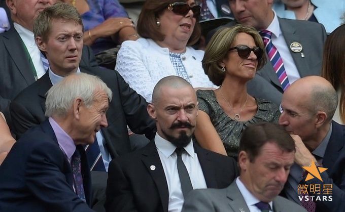 微明星网 休·杰克曼 艾玛·斯通 加菲尔德