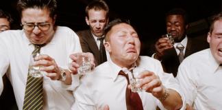 恒大冰泉，有点悬