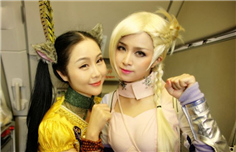 国内首个cosplay动漫航班启航 这样的飞机你想坐吗？