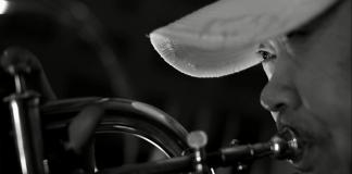 崔健的诗意旅行——《通往无之桥》