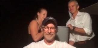 慈善新玩法！ALS冰桶挑战 众明星接受“冰水洗礼”