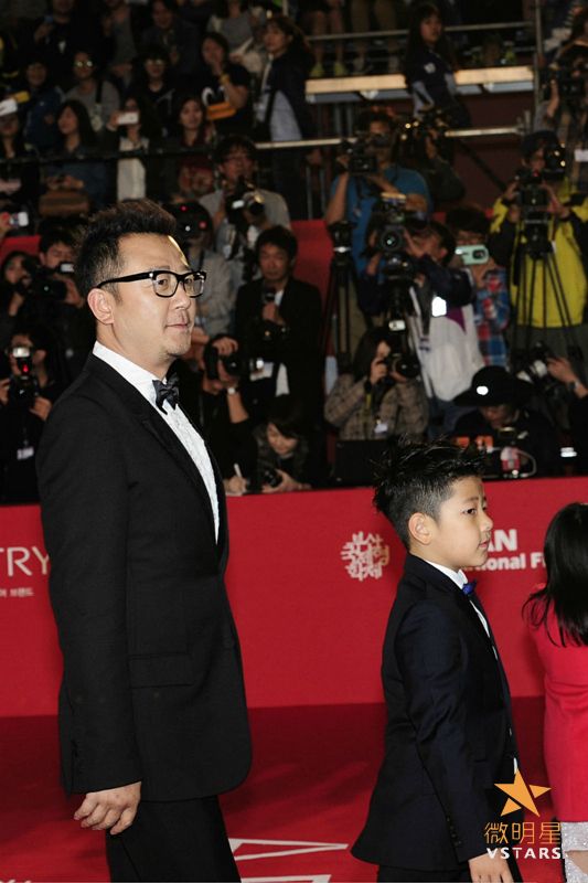 微明星网 爸爸的假期 郭涛 张亮 王岳伦 成东日