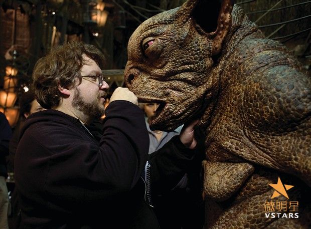 微明星网 吉尔莫德尔托罗 youtube 传奇影业