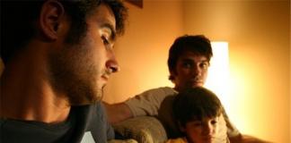 俩大一小，三个男人的世界——《你，我和他》