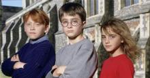 《哈利·波特》旧照曝光 匆匆那年很萌很萌的魔法三人组